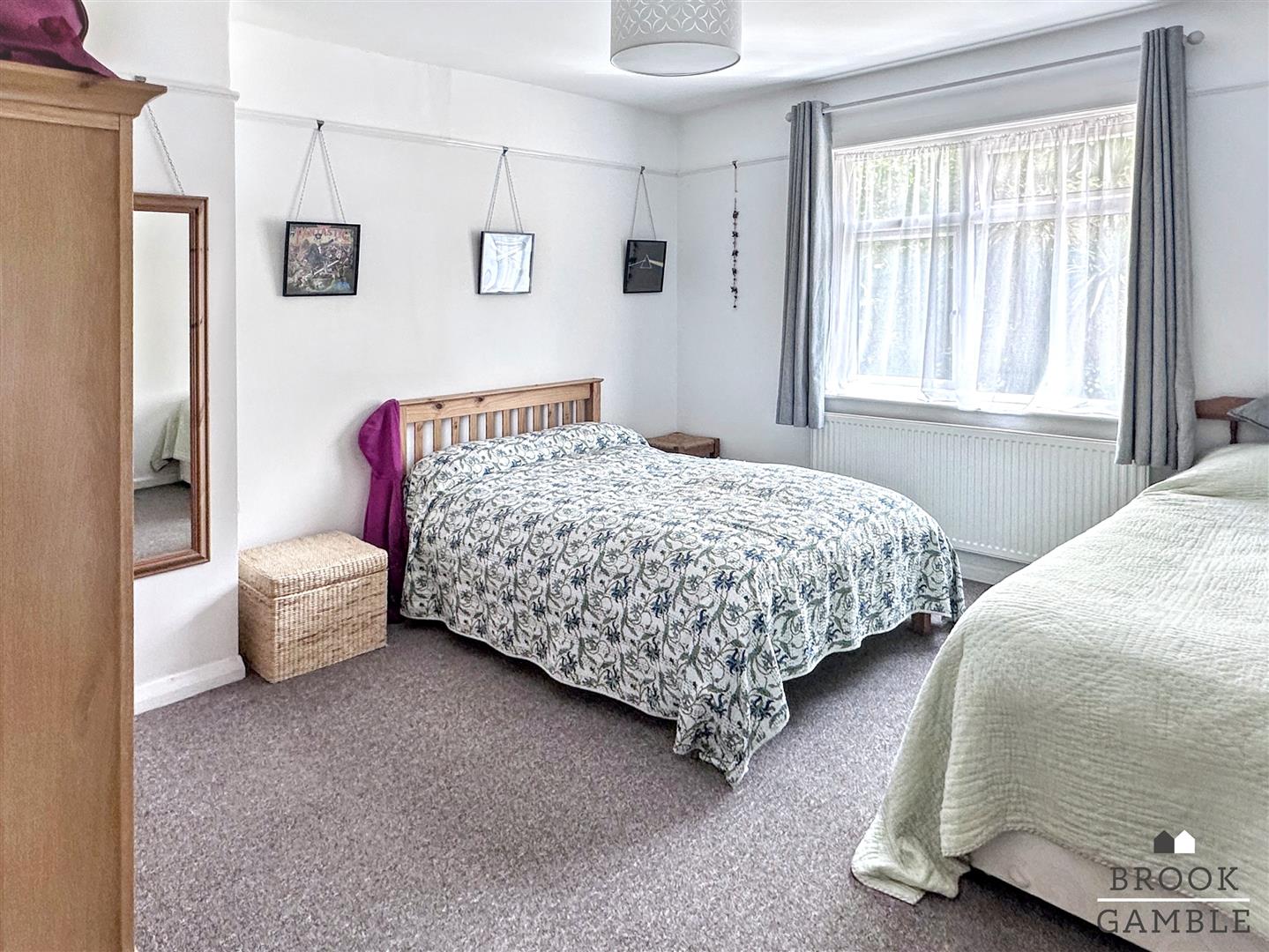 4 Bedroom House - Semi-Detached. Central Avenue in Eastbourne, East Sussex 19